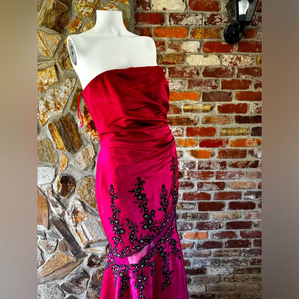 Flirt, prom dress, size 10, new without tags, Pink, womans